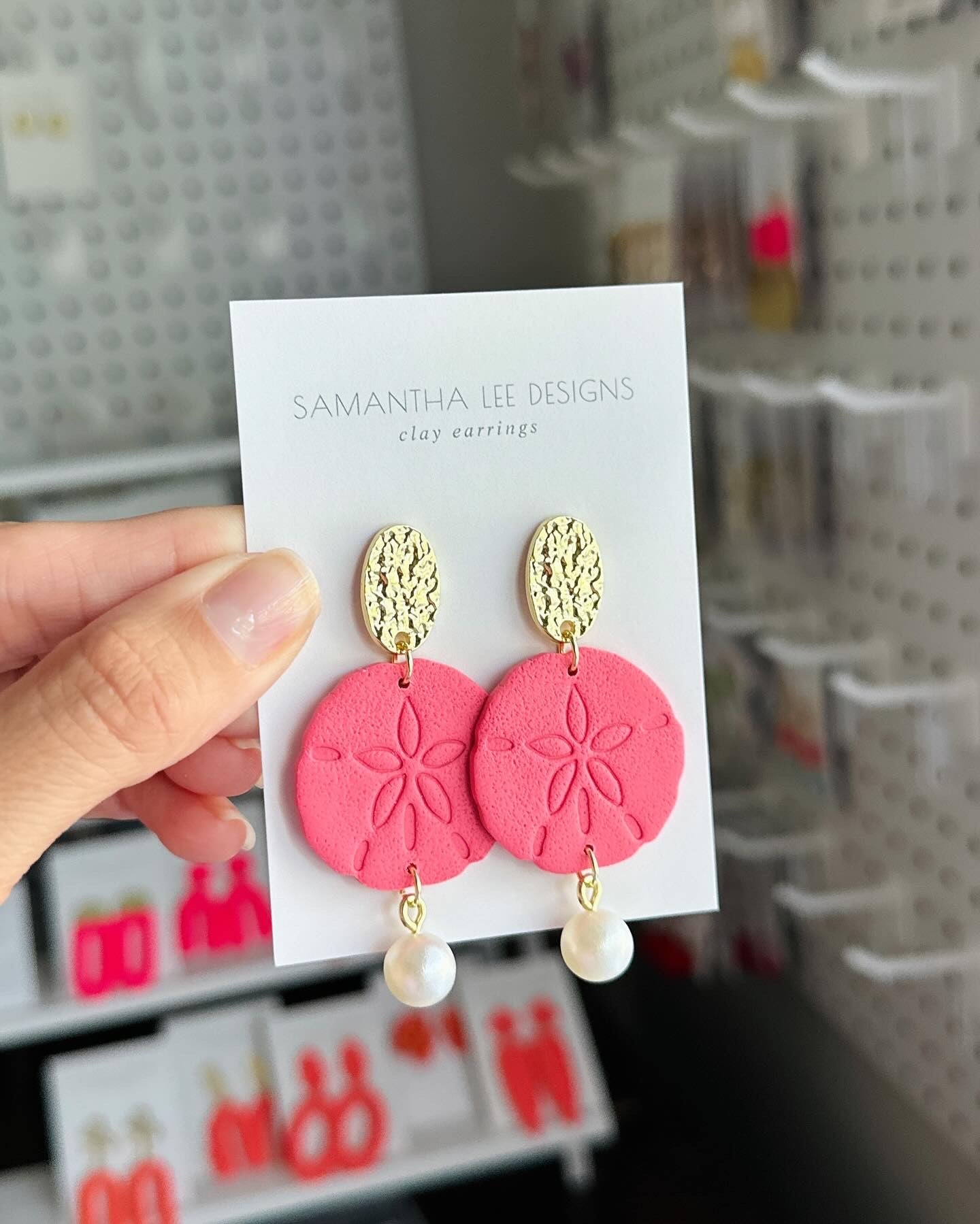 Coral Sand Dollar Pearl