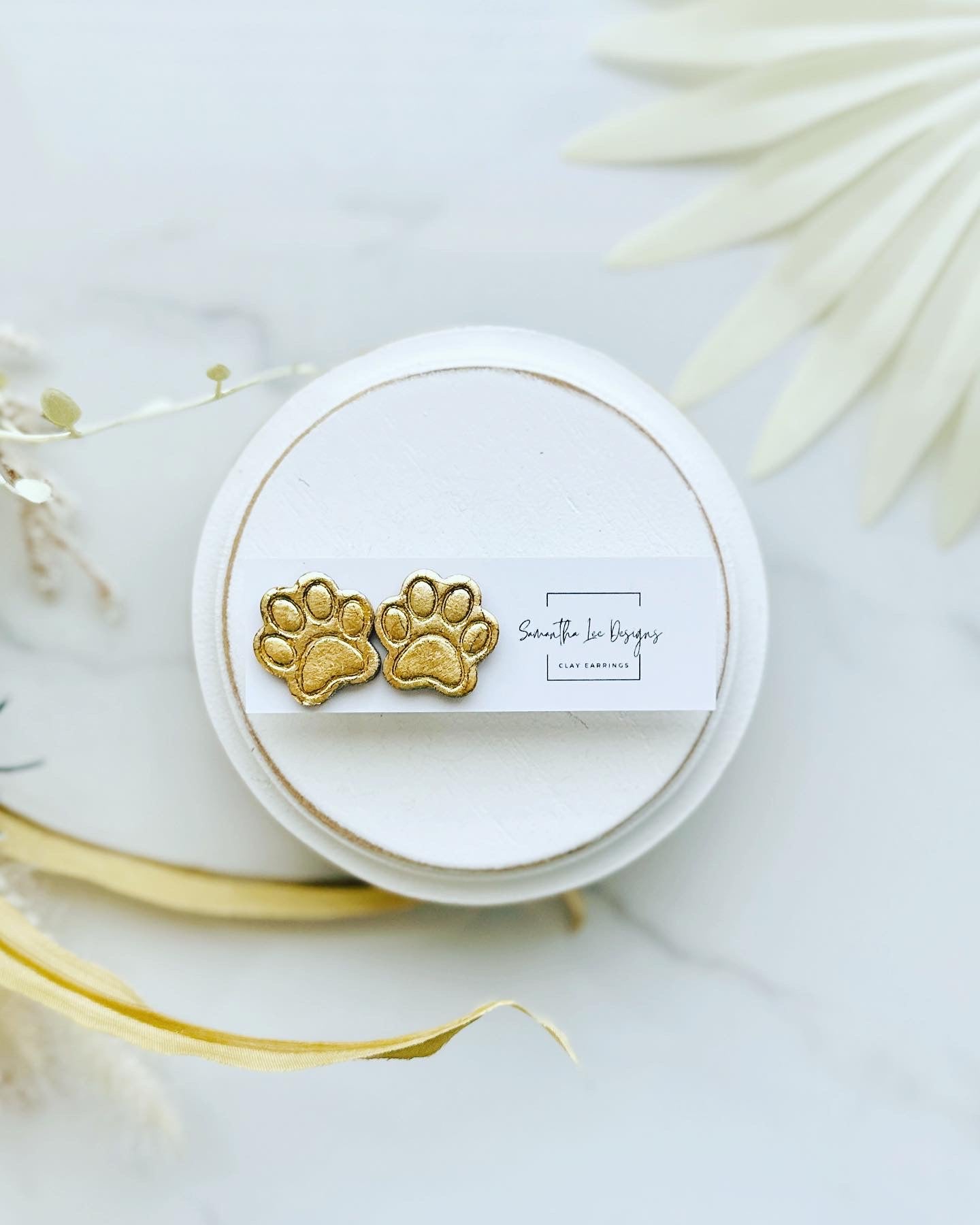 Paw Studs