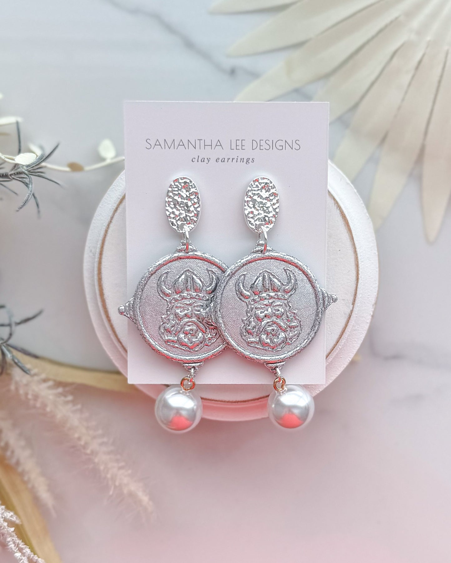 Silver Viking Pearl Medallion