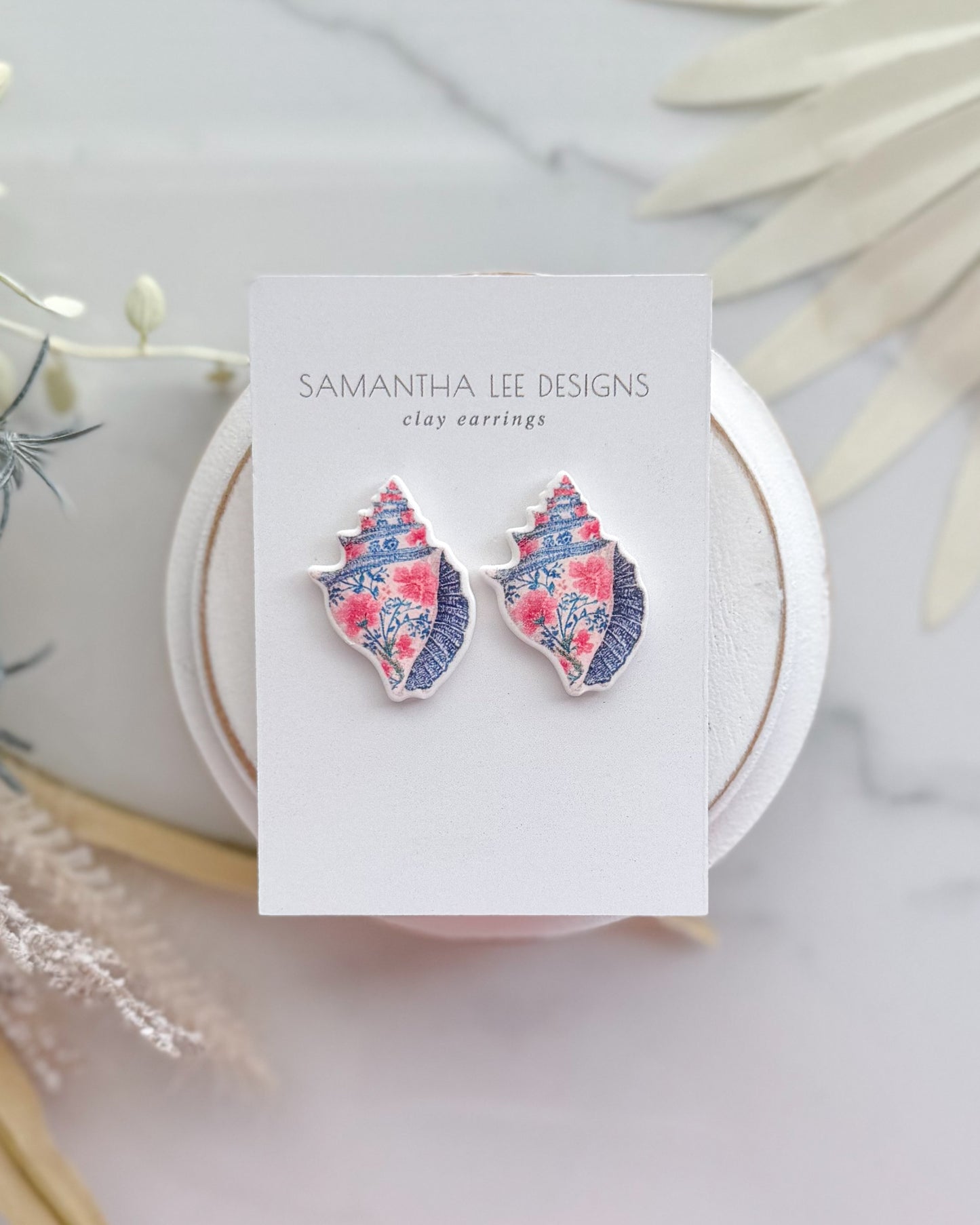 Floral Conch Stud Medium