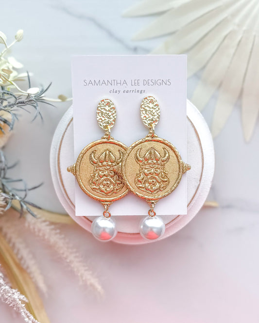 Gold Viking Pearl Medallion